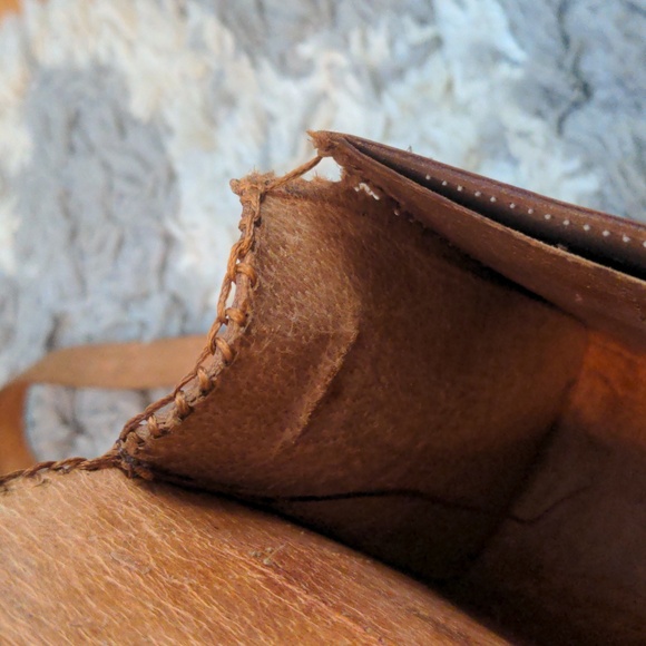 VTG Vintage Tooled flower shoulder bag purse - Picture 13 of 17